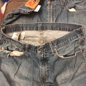 Two pairs men’s Levi’s 34x34 559